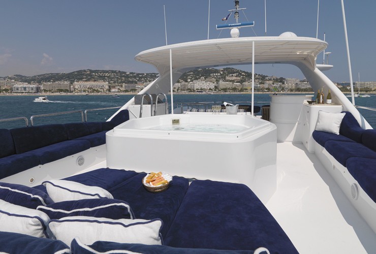 The 35m Yacht ENCHANTRESS