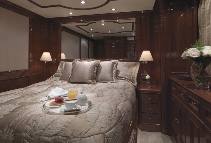 The 35m Yacht ENCHANTRESS