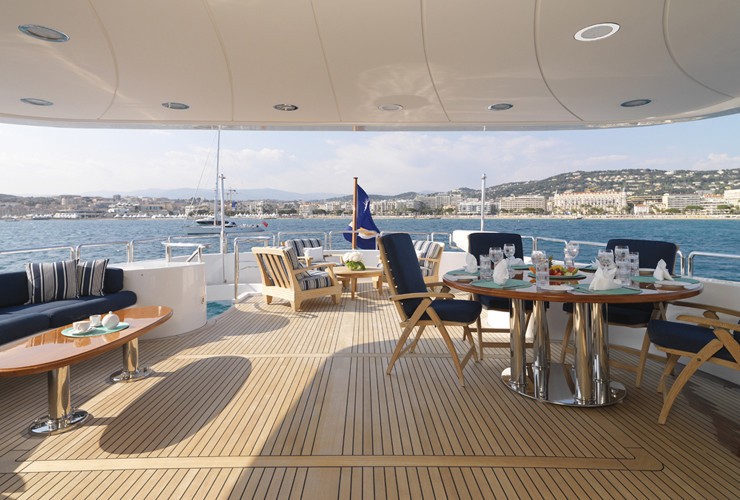 The 35m Yacht ENCHANTRESS
