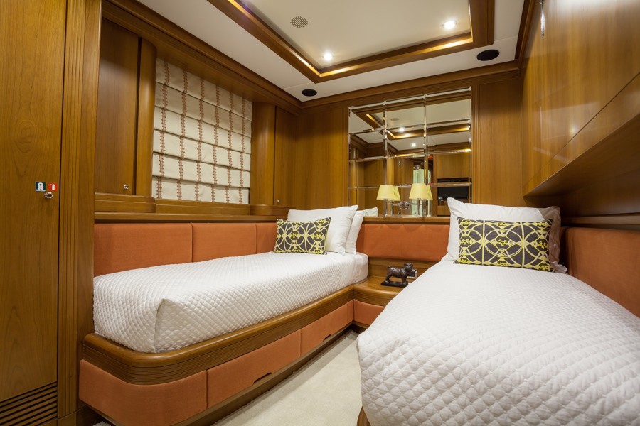 The 35m Yacht HAPPY HOUR