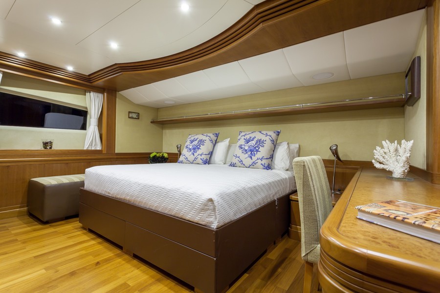 The 35m Yacht HAPPY HOUR