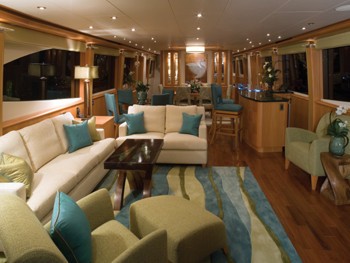 The 35m Yacht LONG AWEIGHTED