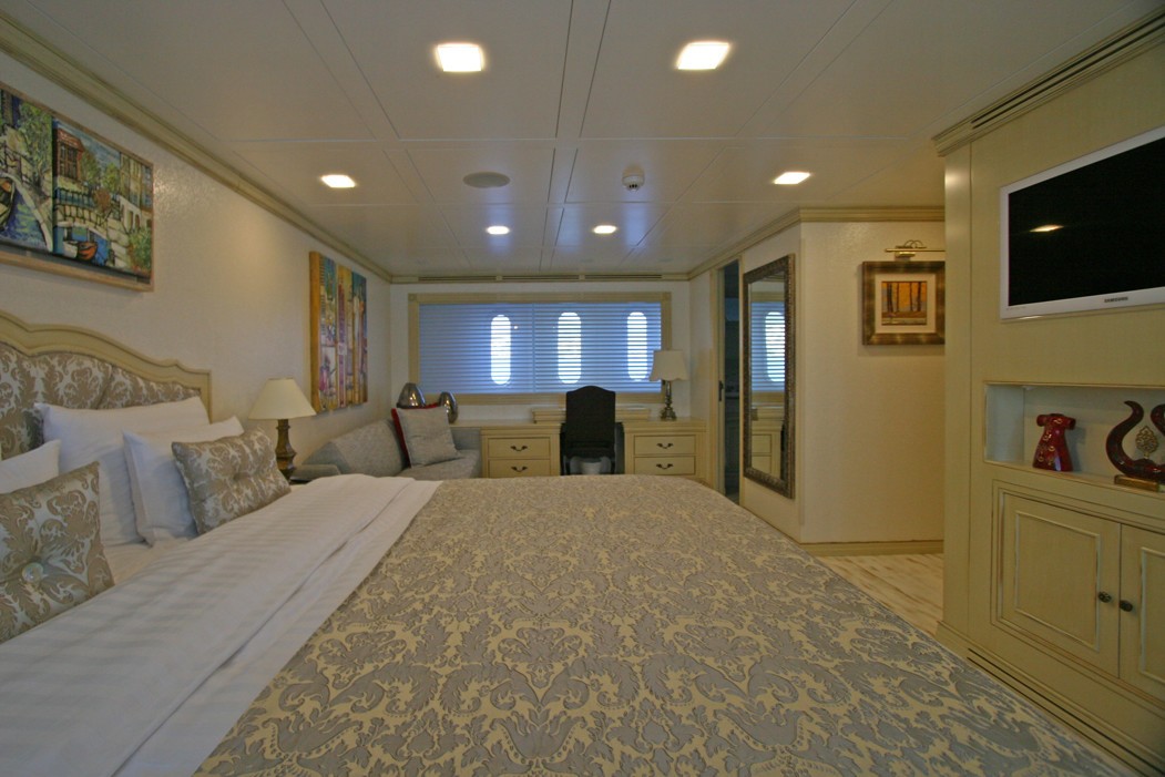 The 35m Yacht M&AMP;AMP;M