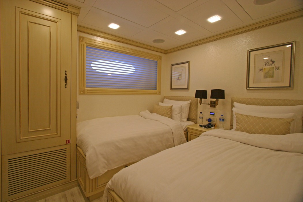 The 35m Yacht M&AMP;AMP;M