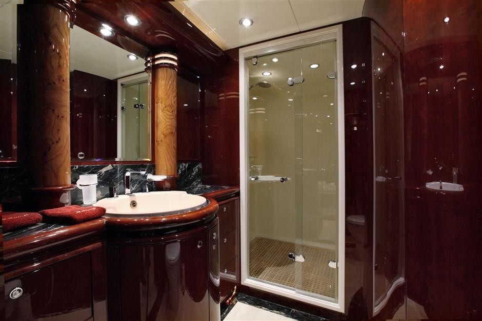 The 35m Yacht MELANYA