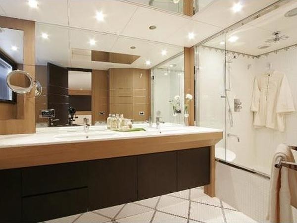 The 35m Yacht MISTRAL 55