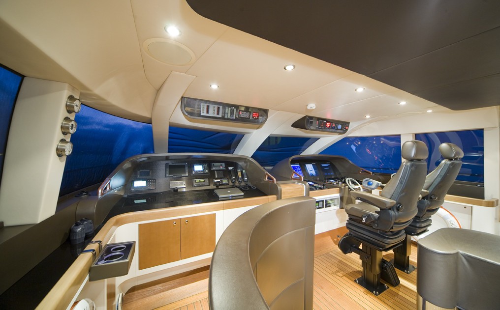 The 35m Yacht MOON GODDESS