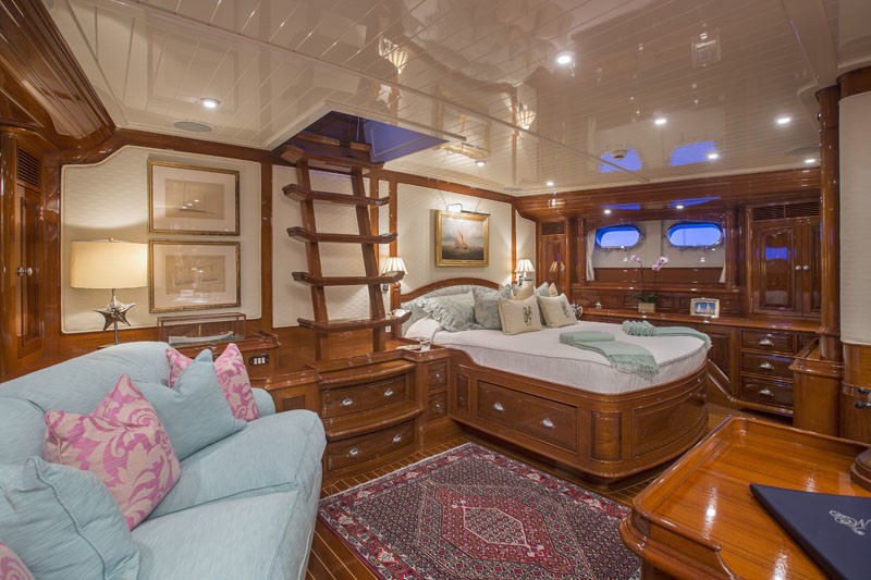 The 35m Yacht WHISPER