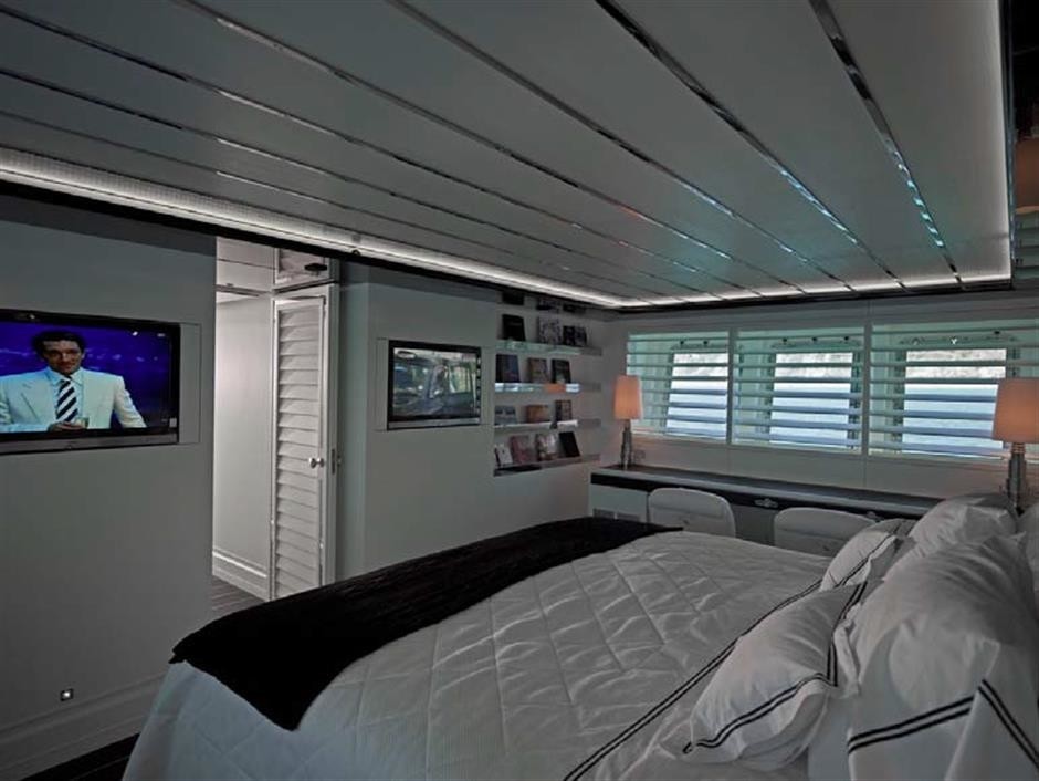 The 36m Yacht DOUBLE SHOT