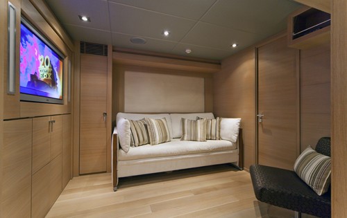 Convertable Lower Salontwin Stateroom On Yacht ESCAPE II