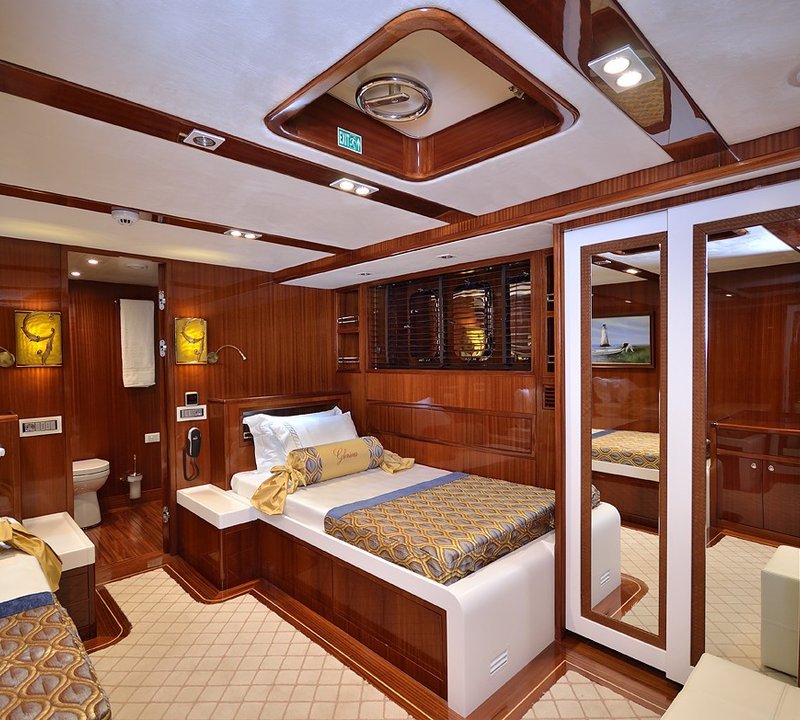 Twin Bed Cabin Aboard Yacht GLORIOUS