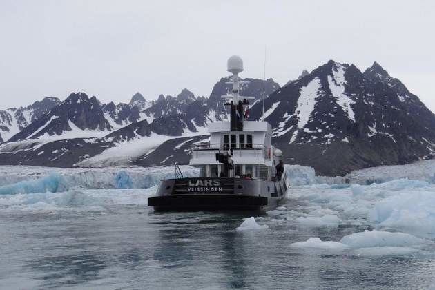 The 36m Yacht LARS