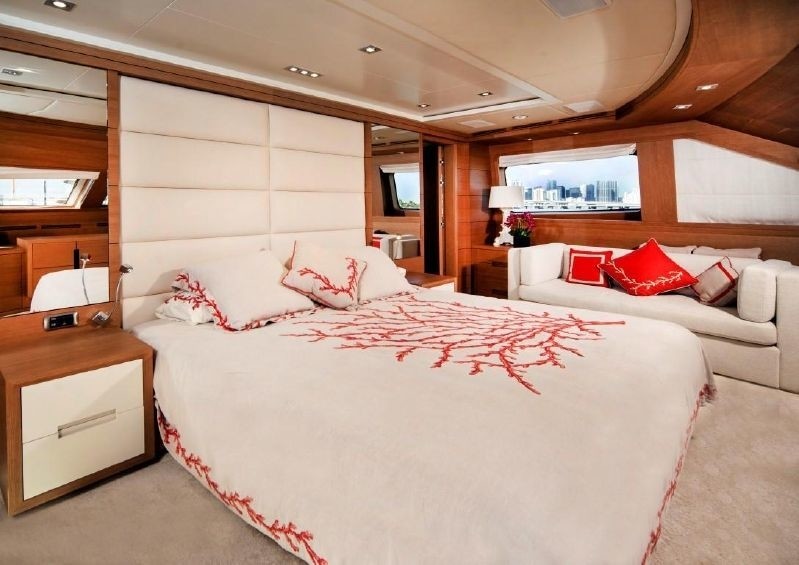 The 36m Yacht +LEJOS