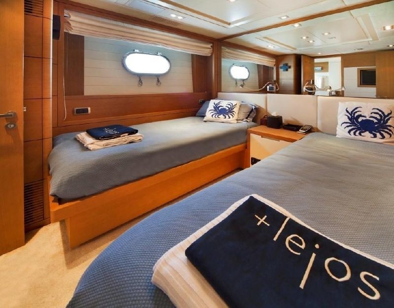 The 36m Yacht +LEJOS