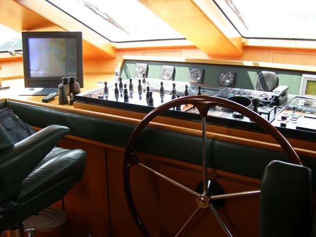 Bridgedeck On Board Yacht PARADIS