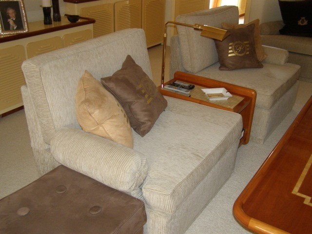 Sitting: Yacht PARADIS's Saloon Image