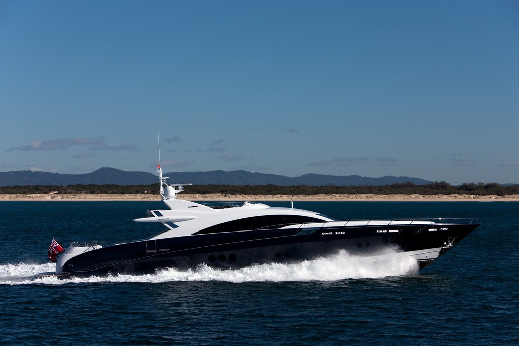 Cruising On Board Yacht QUANTUM