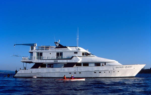 Overview On Board Yacht SAFARI QUEST