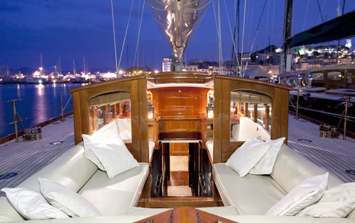 Lounge On Board Yacht SHAMROCK V