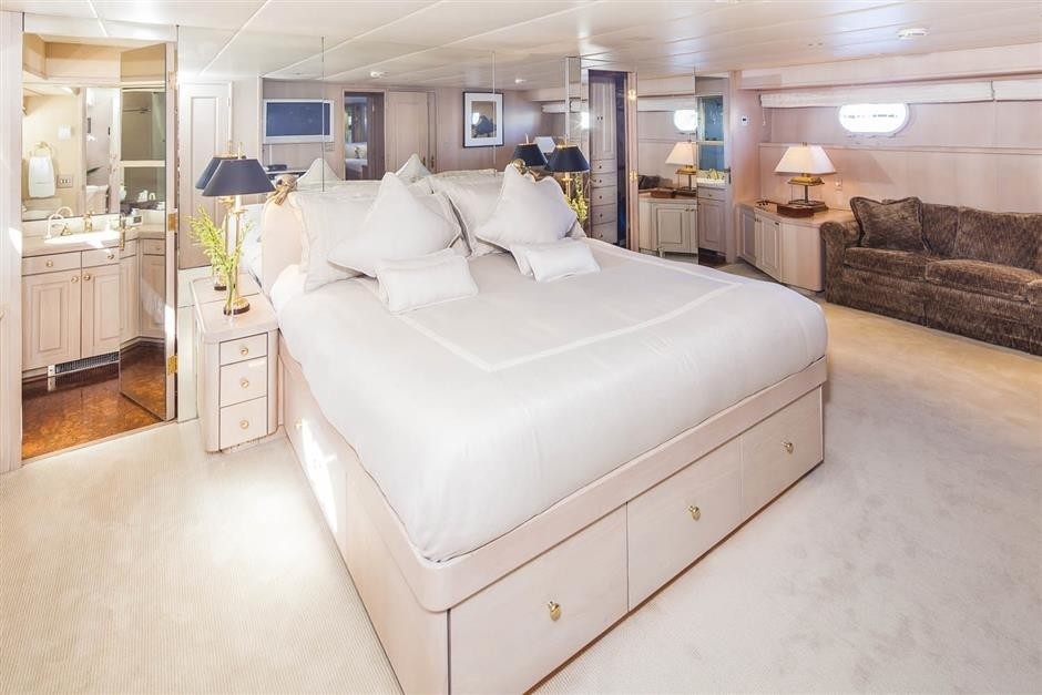 The 36m Yacht SILENT WORLD II