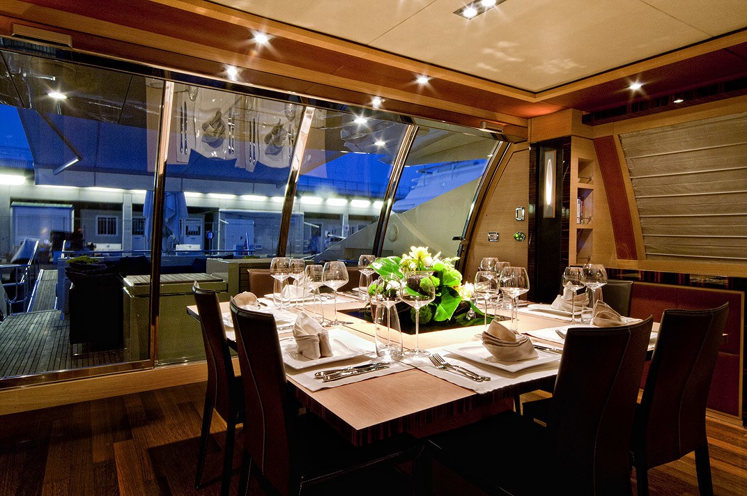Eating/dining Saloon On Yacht VANQUISH