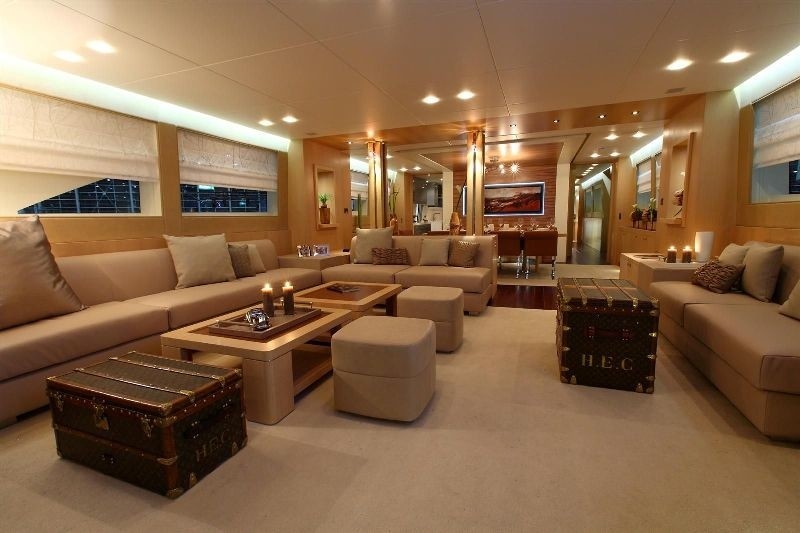 Saloon On Yacht ESPRESSO