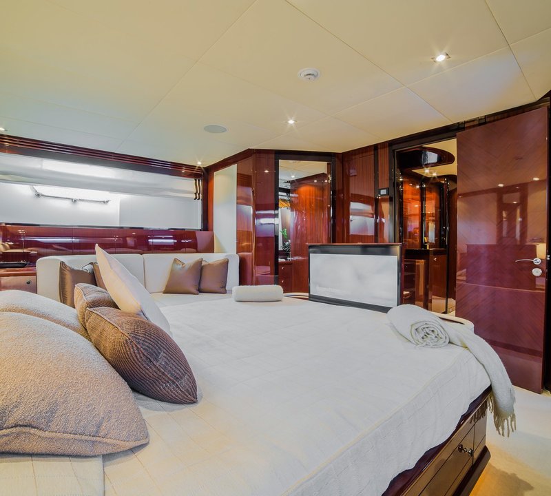The 37m Yacht HAPPY HOUR