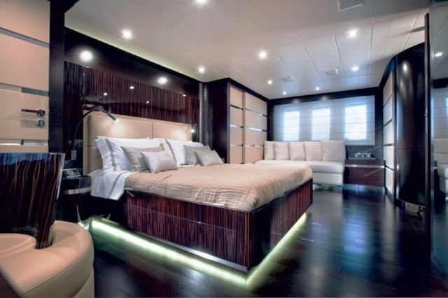 The 37m Yacht PARENTHESIS