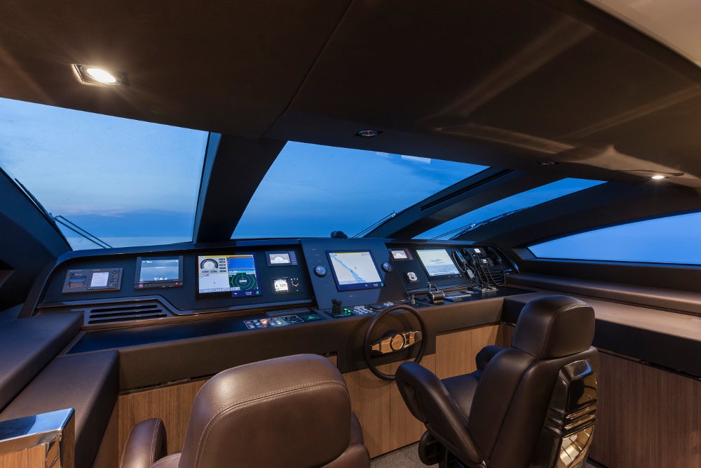 The 37m Yacht SOL