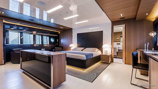 The 37m Yacht SOL