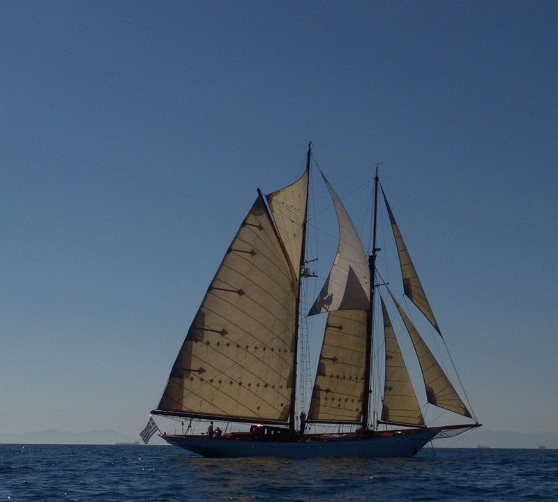 The 38m Yacht AELLO