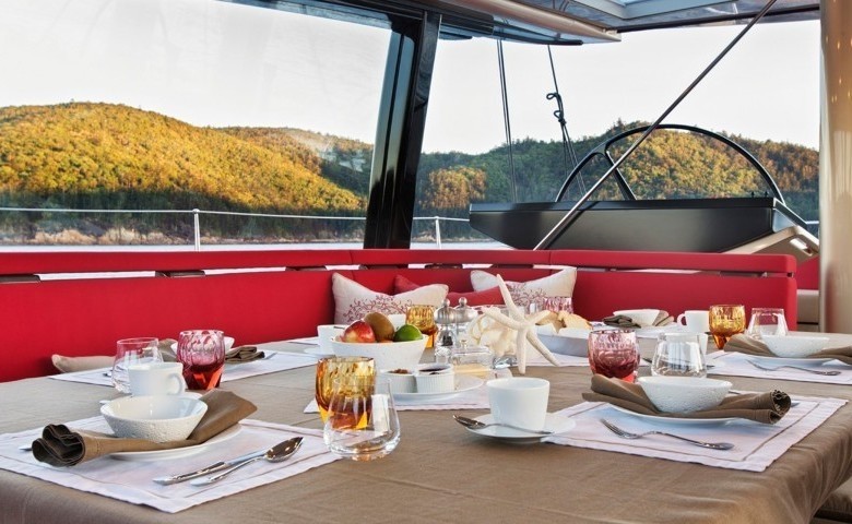 The 38m Yacht ESCAPADE
