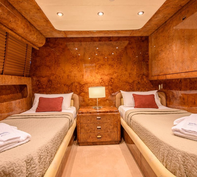 The 38m Yacht OCEAN GLASS
