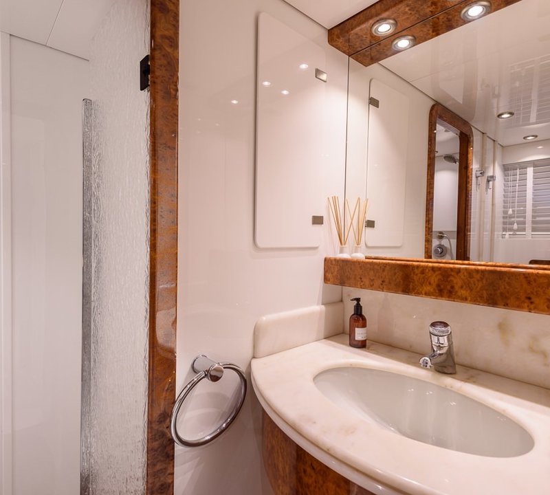 The 38m Yacht OCEAN GLASS