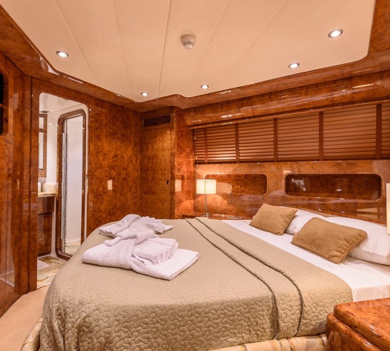 The 38m Yacht OCEAN GLASS