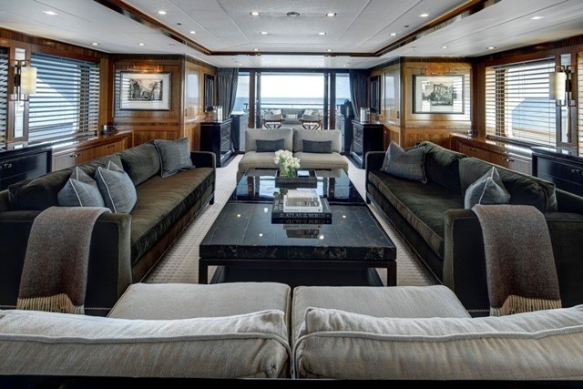 The 39m Yacht CARYALI