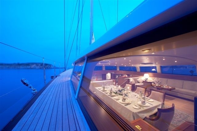 Profile Deck On Board Yacht CINDERELLA IV