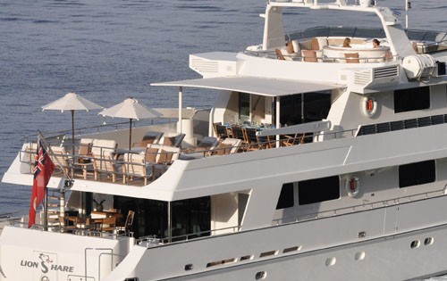 The 39m Yacht LIONSHARE