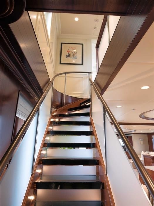The 39m Yacht SAFIRA