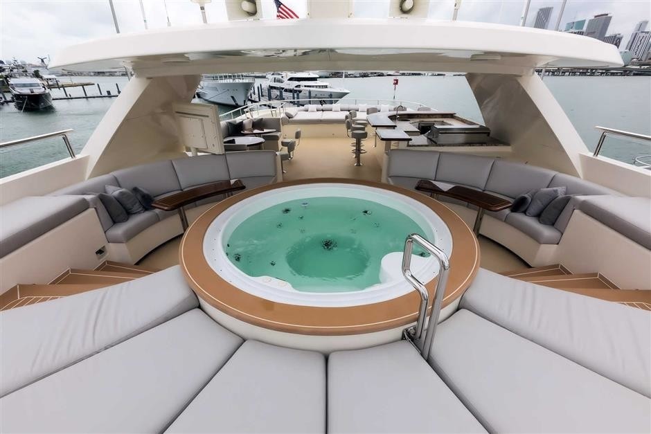 The 39m Yacht SAFIRA