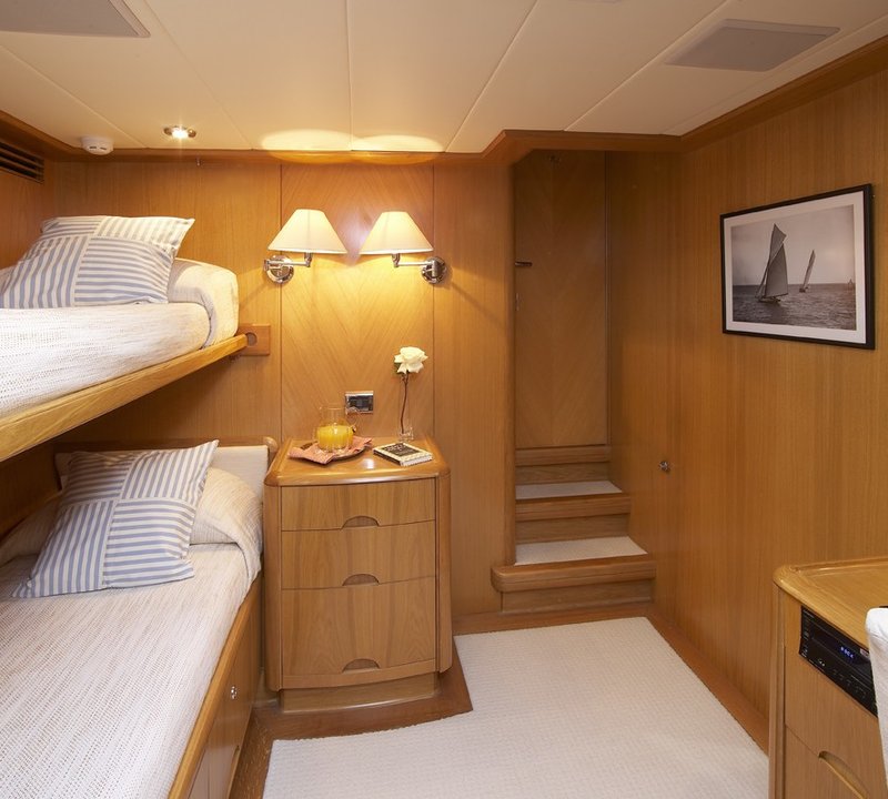 The 39m Yacht TENAZ