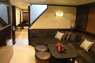 Profile Aspect: Yacht VOYAGE's Lower Deck Lounging Captured