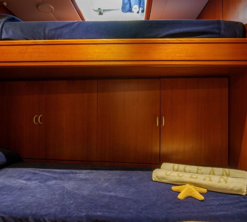 Bunk cabin