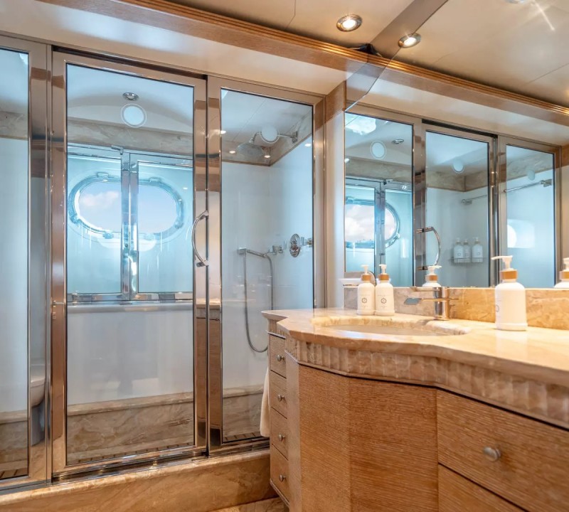 Master ensuite