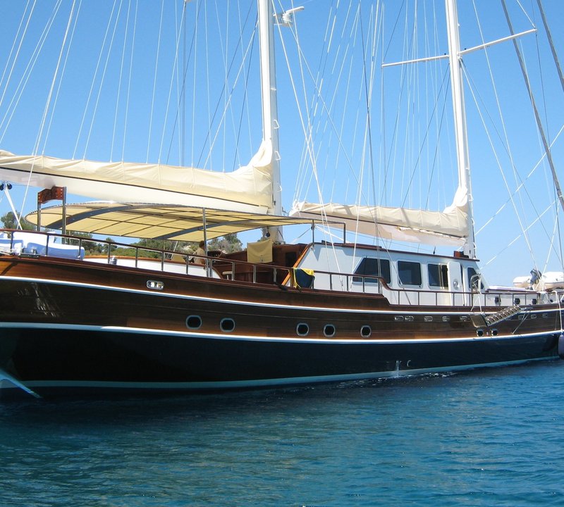 The 40m Yacht KAYA GUNERI V