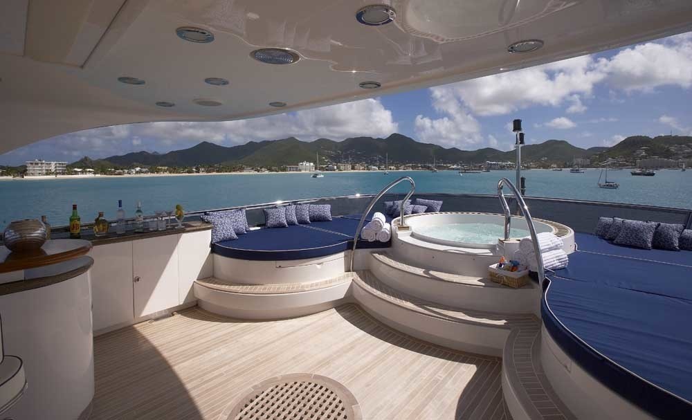 Jacuzzi Pool Aboard Yacht LADY LEILA