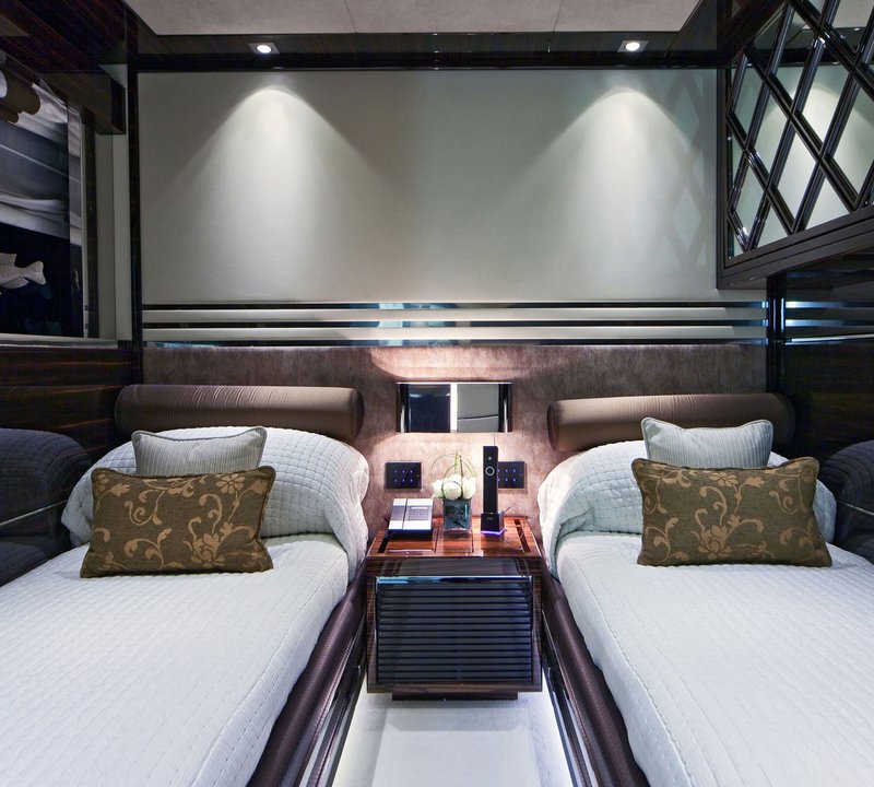 Twin Bed Cabin On Board Yacht MANIFIQ