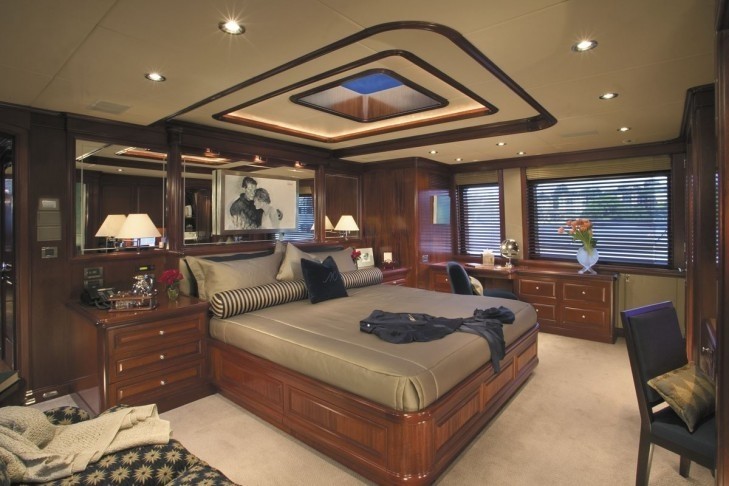 The 40m Yacht MEA CULPA