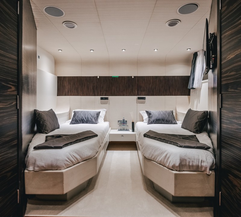 Twin Guest Suite