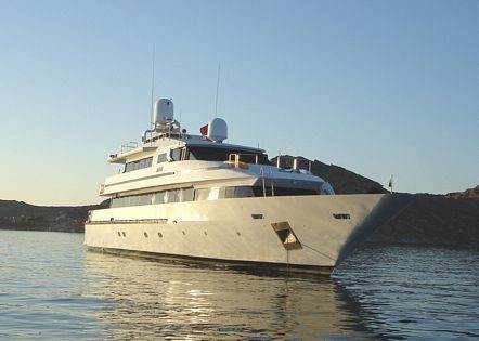 Forward Aspect On Yacht AMZ